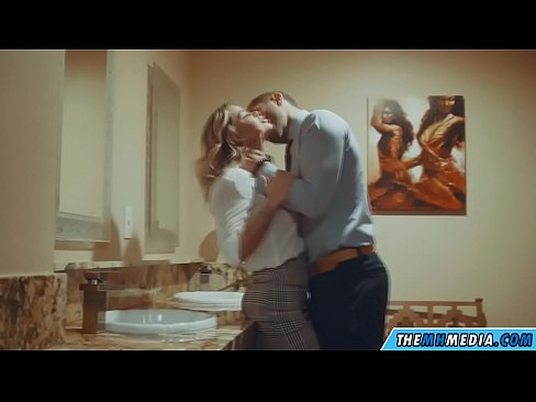 ❤️ Amikor egy bögyös szőke elcsábít egy nyilvános WC-ben ❌ Baszás videó at hu.rionews.top ❌